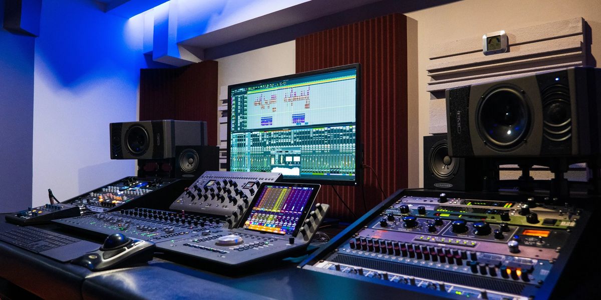 Régie du studio de Grandstanding Music Academy à Saint-Denis